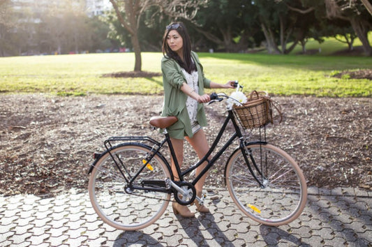 Metallic Paws reviews the Vintage Deluxe