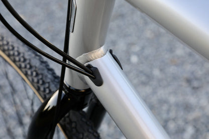 Marin Kentfield 2 - Silver Hybrid Bike