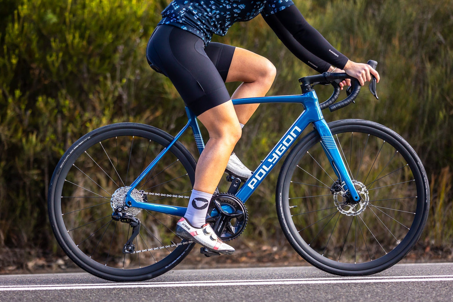 Polygon Strattos S7X - 105 Di2 Carbon Road Bike