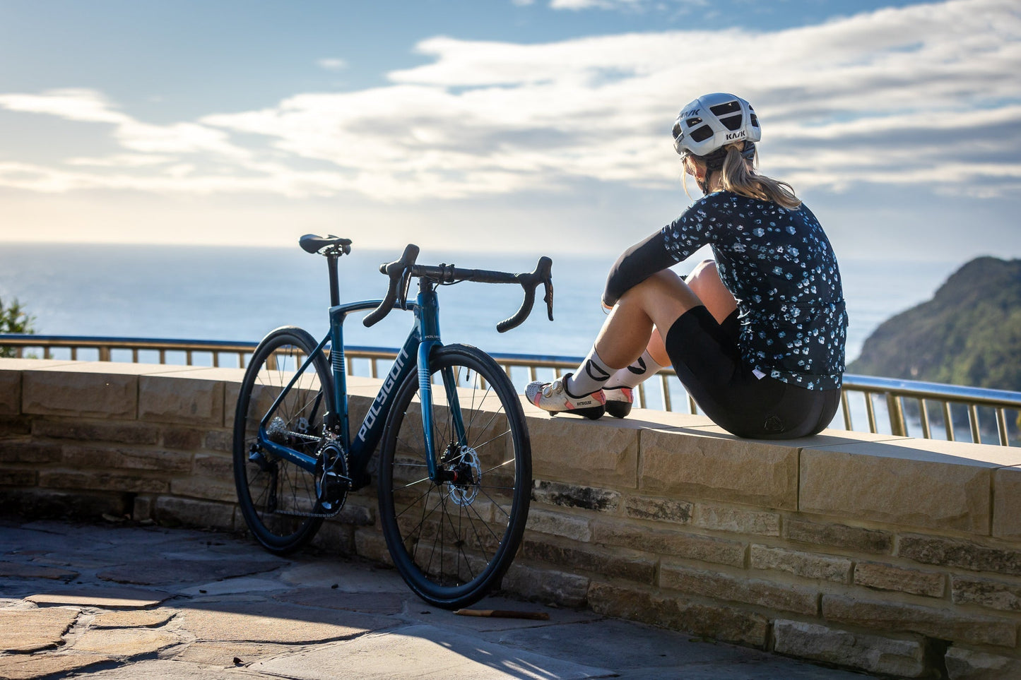 Polygon Strattos S7X - 105 Di2 Carbon Road Bike