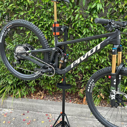 JetBlack Workstand Pro Lever Locking Clamp Head
