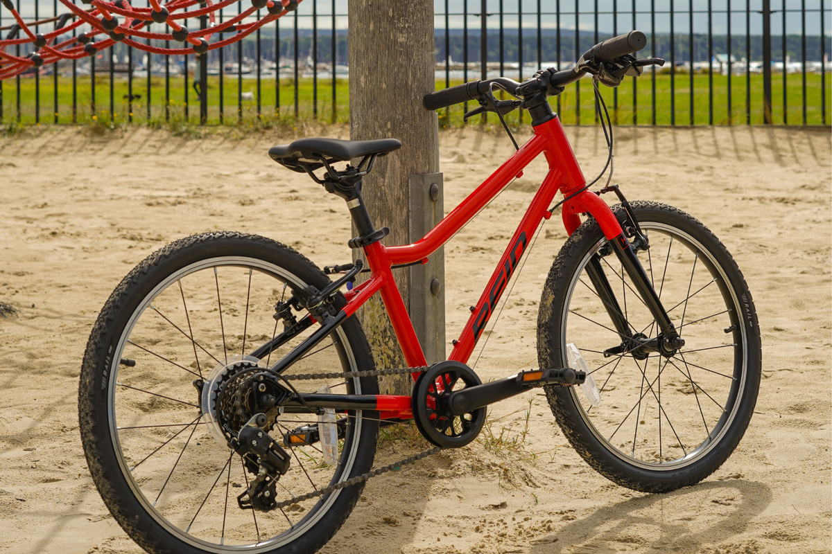 H20 Ultra Lightweight Kids Bike (20") - Red