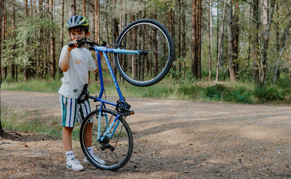 H24 Ultra Lightweight Kids Bike (24")