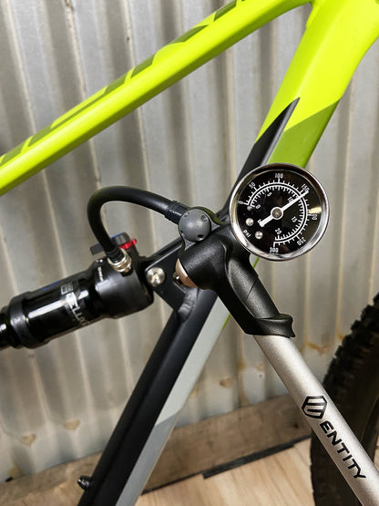 Entity SP15 Shock Pump with Gauge